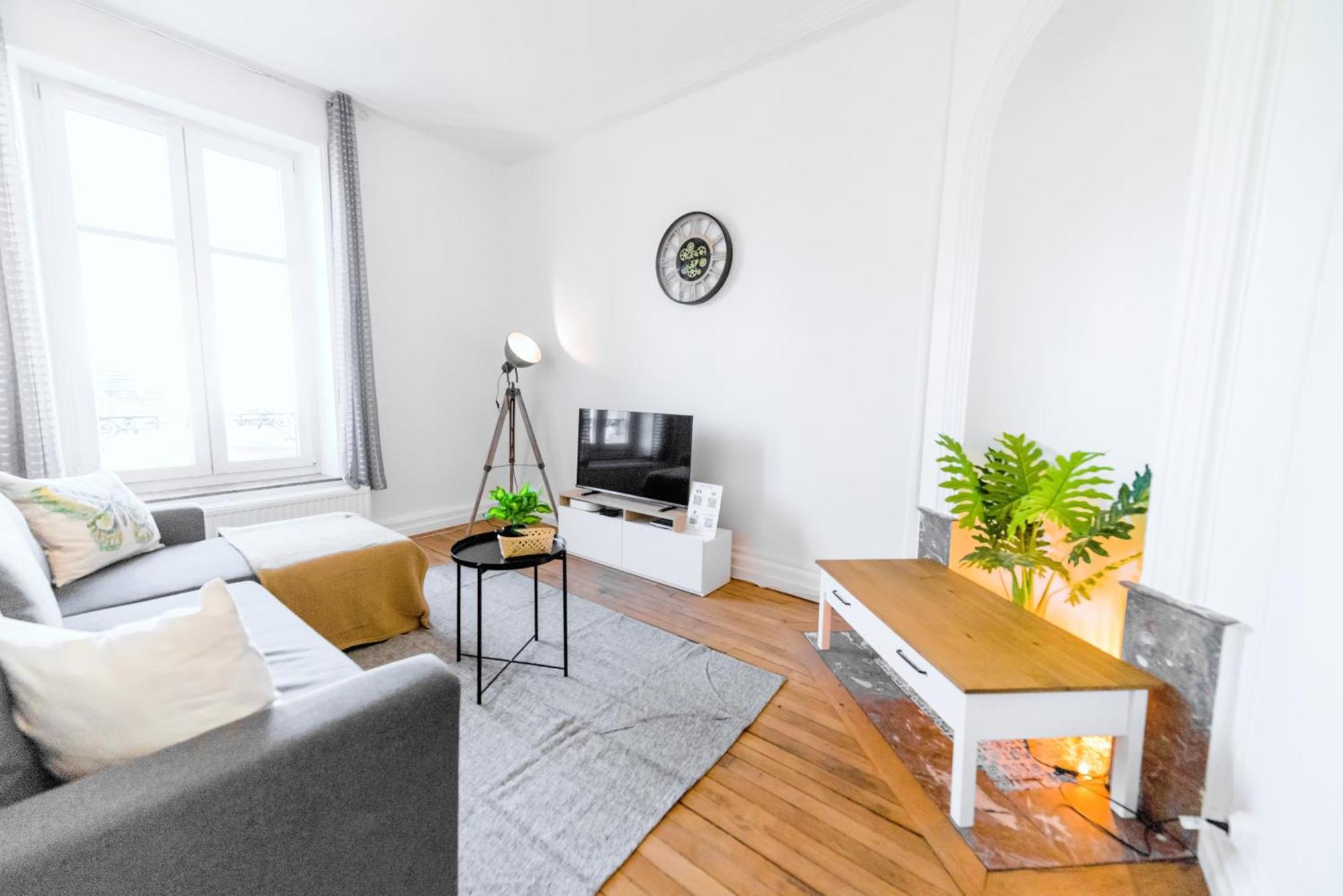 Suite Double Fabriques, 2 Bedrooms, Central, Parking Nearby, Self Checkin Нансі Екстер'єр фото